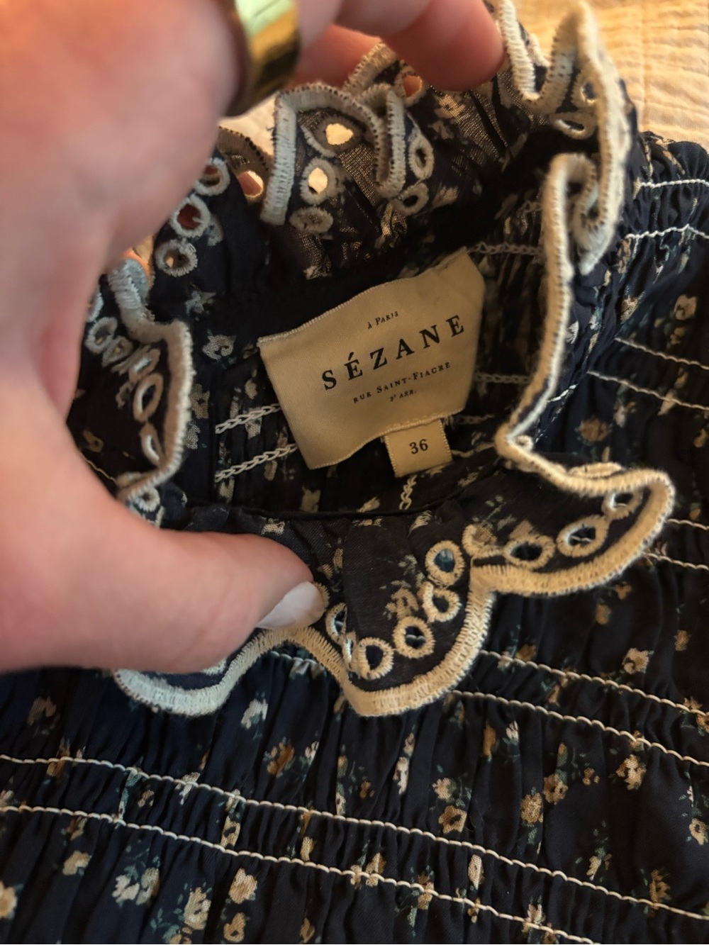 Like New Sézane Liorane Blouses in Marine with Floral Print Size 4/36 - Picture 6 of 8